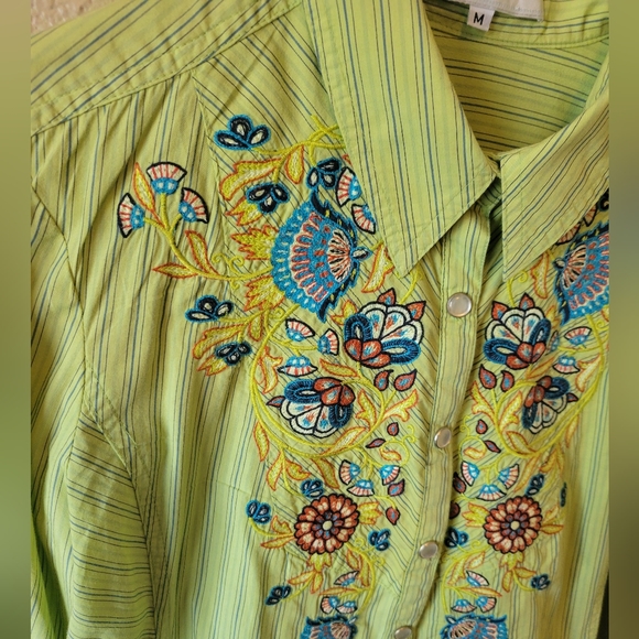 Johnny Was 3J Workshop Button Down Floral Embroidered Shirt, M - Picture 2 of 14